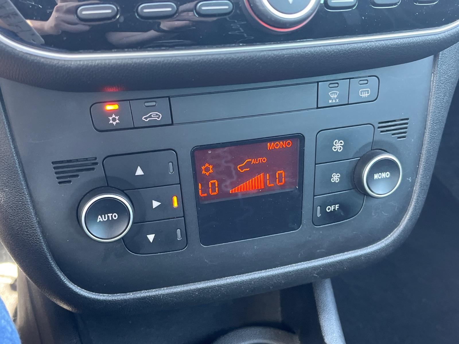 Fiat Punto Evo 1.3 M-Jet Lounge | 2015 | 281,864 km | GV917Z | NAP: Makes sense