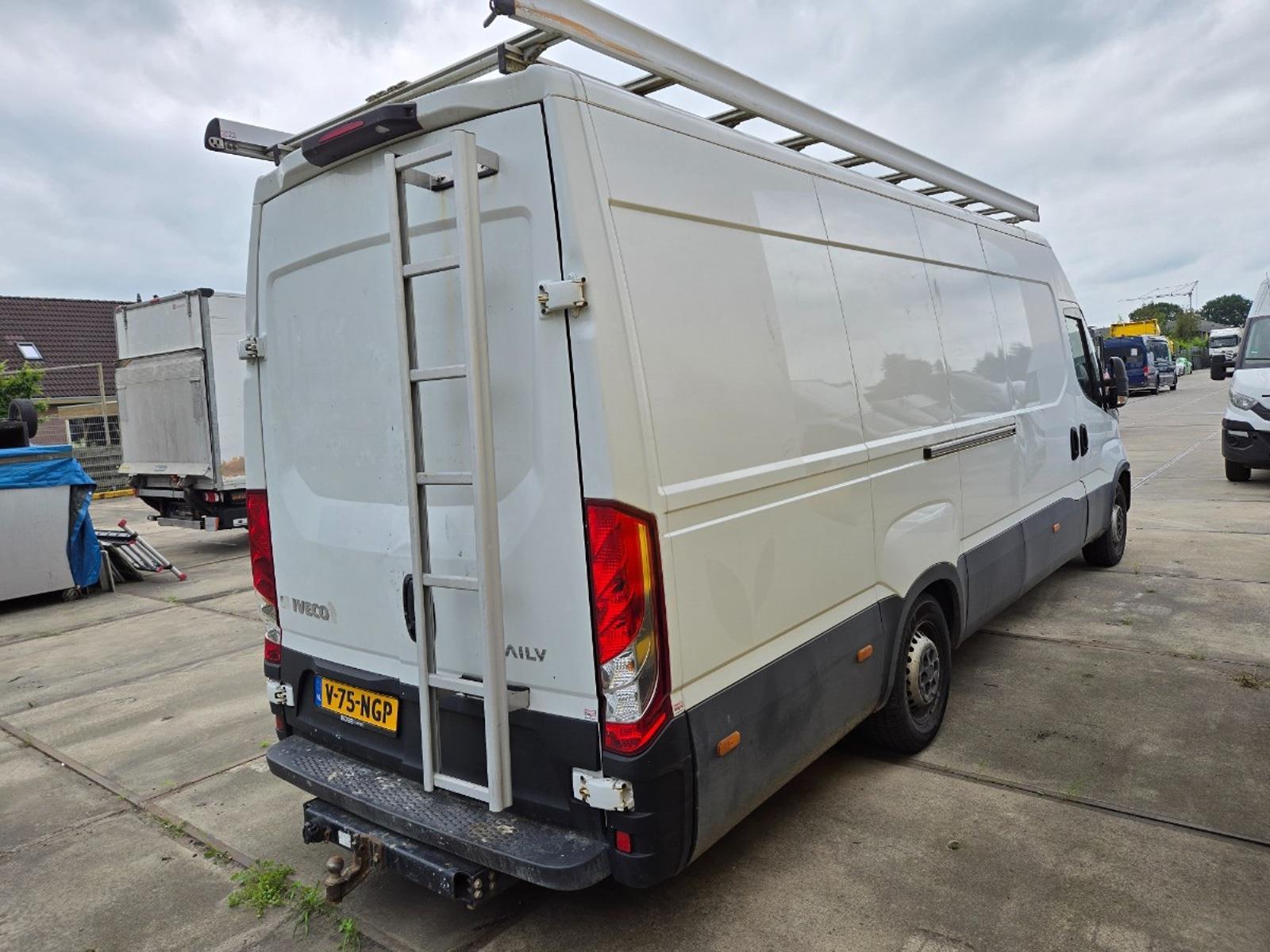 Iveco Daily 35S16V 2.3 410 H2 | 2020 | 146.278 km | V75NGP | NAP: Geen oordeel