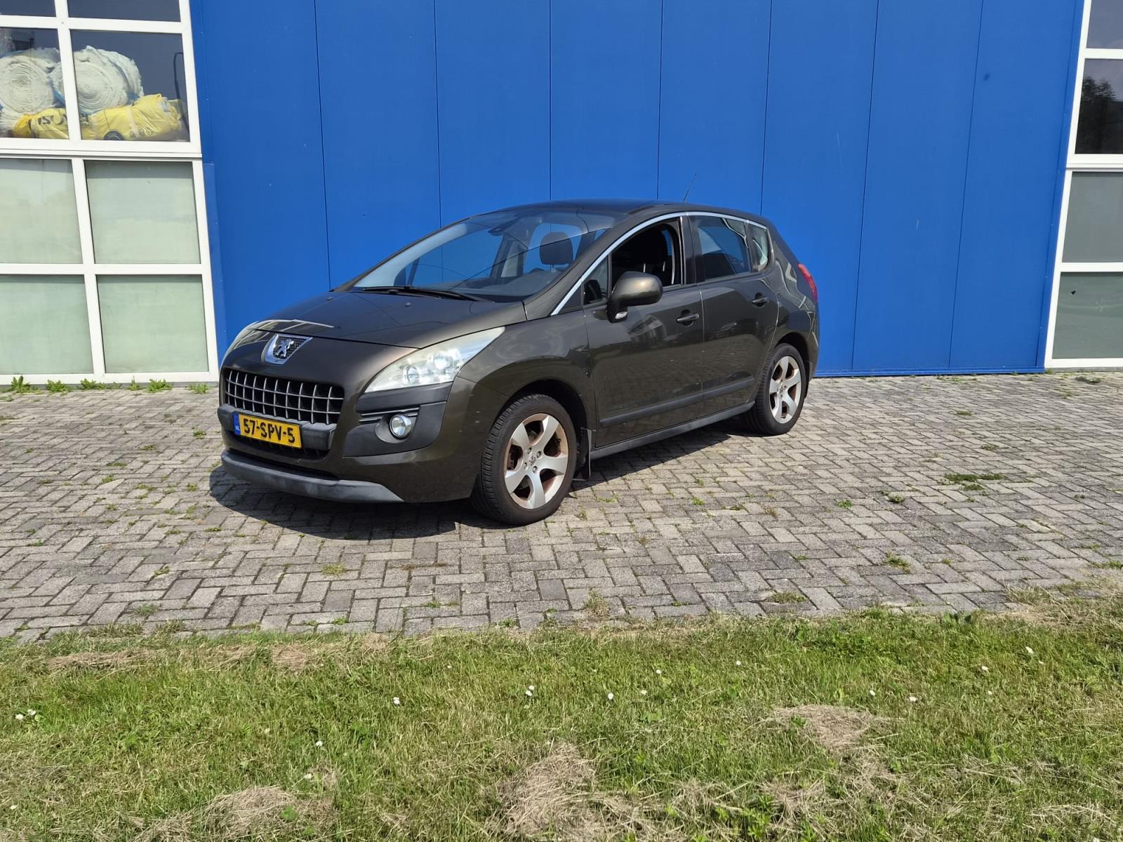 Peugeot | 3008 | 1.6 THP Blue Lease Executive | 2009 | 180,668 km | 57SPV5 | No rating