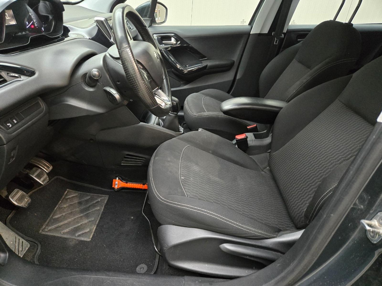 Peugeot 208 1.2 PureTech Blue Lion | 2016 | 160,590 km | NF647F | NAP: Makes sense