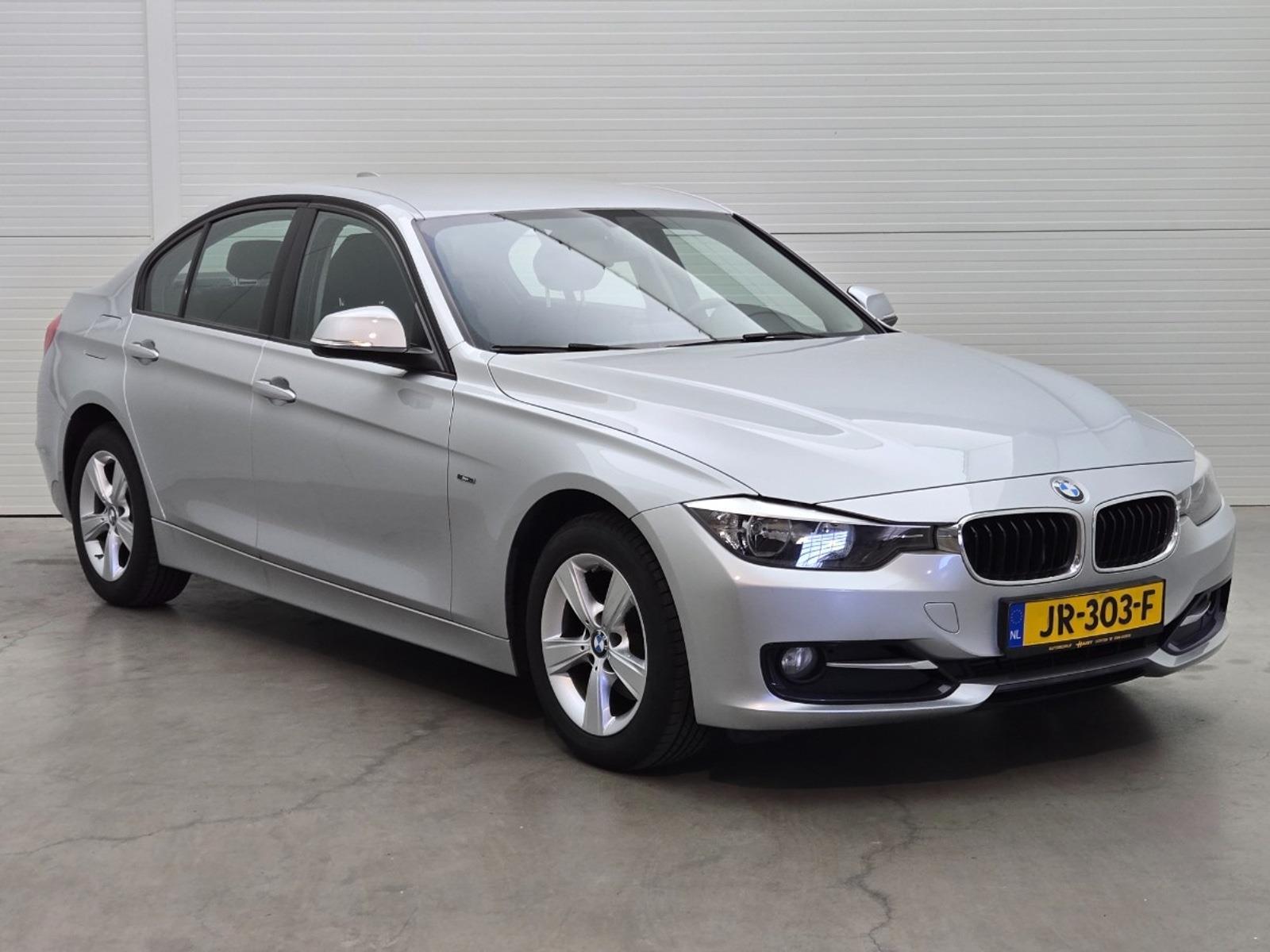 BMW 3-serie 316i Business | 2016 | 39.817 km | Automaat | JR303F | NAP: Logisch