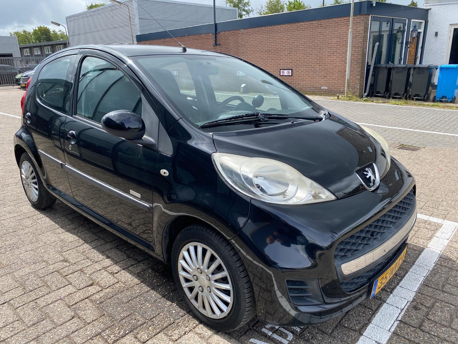 Peugeot 107 1.0-12V Millesim 200 | 2011 | 101.650 km | Automaat | 35NVX6 | NAP: Logisch