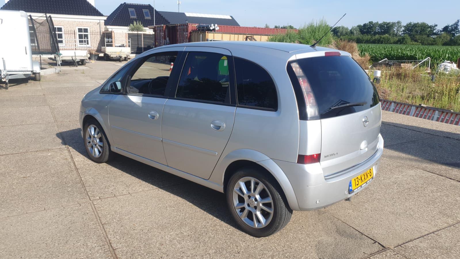 Opel | Meriva | 1.6-16V Cosmo | 2010 | 127,213 km | 13KXN8 | Logical