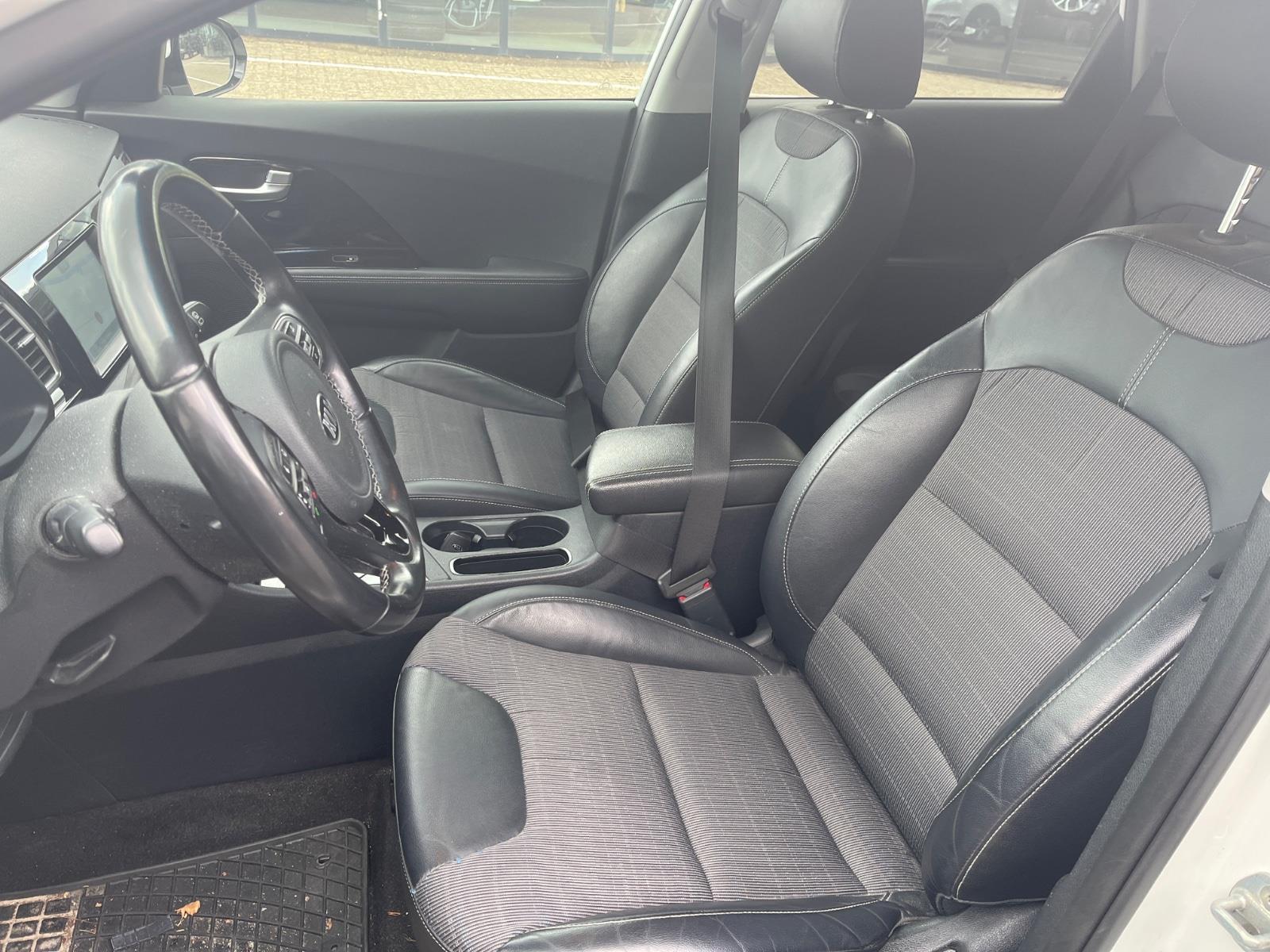 Kia Niro 1.6 GDi Hybrid DynamicLine | 2017 | 113.853 km | Automaat | P715DB | NAP: Geen oordeel