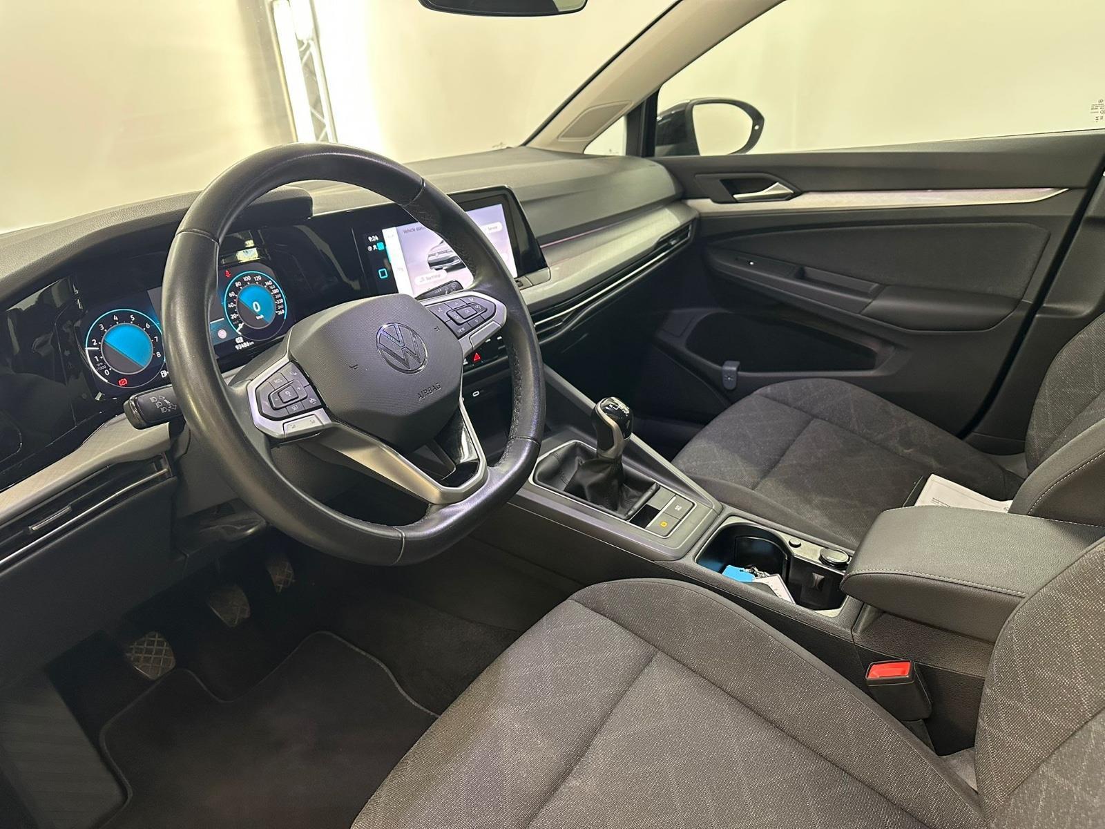 Volkswagen Golf 1.0tsi life 81kW | 2023 | 93.486 km | X386JB | NAP: Logisch