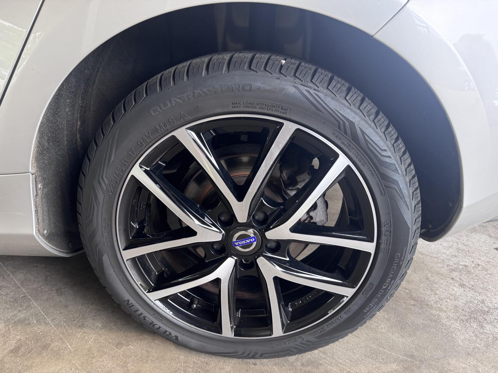 Volvo | V40 | 2.0 D2 Ocean Race Business | 2015 | 256.668 km | HN300B | Geen oordeel