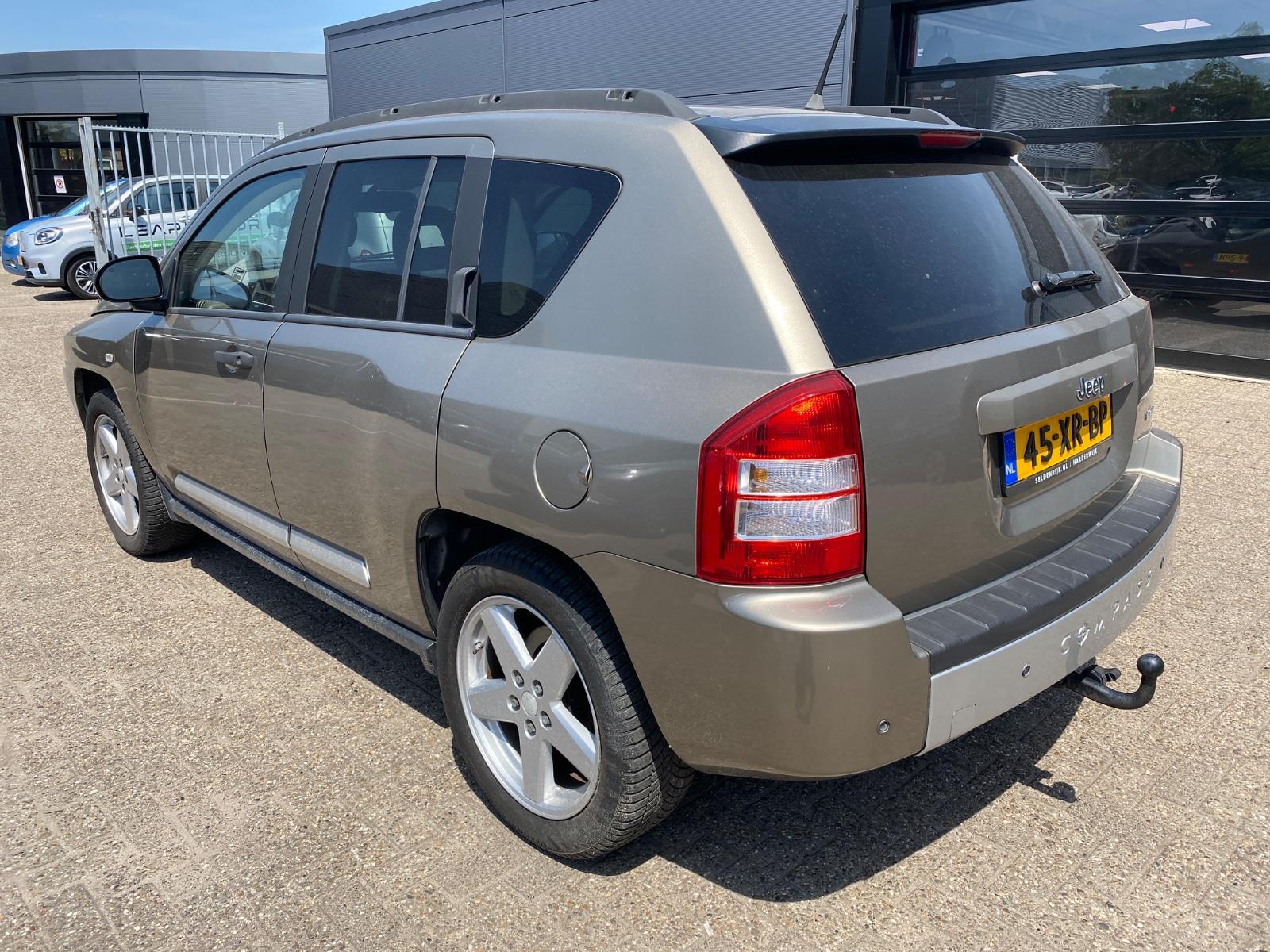 Jeep Compass 2.4 Limited | 2007 | 211,815 km | 45XRBP | NAP: Makes sense