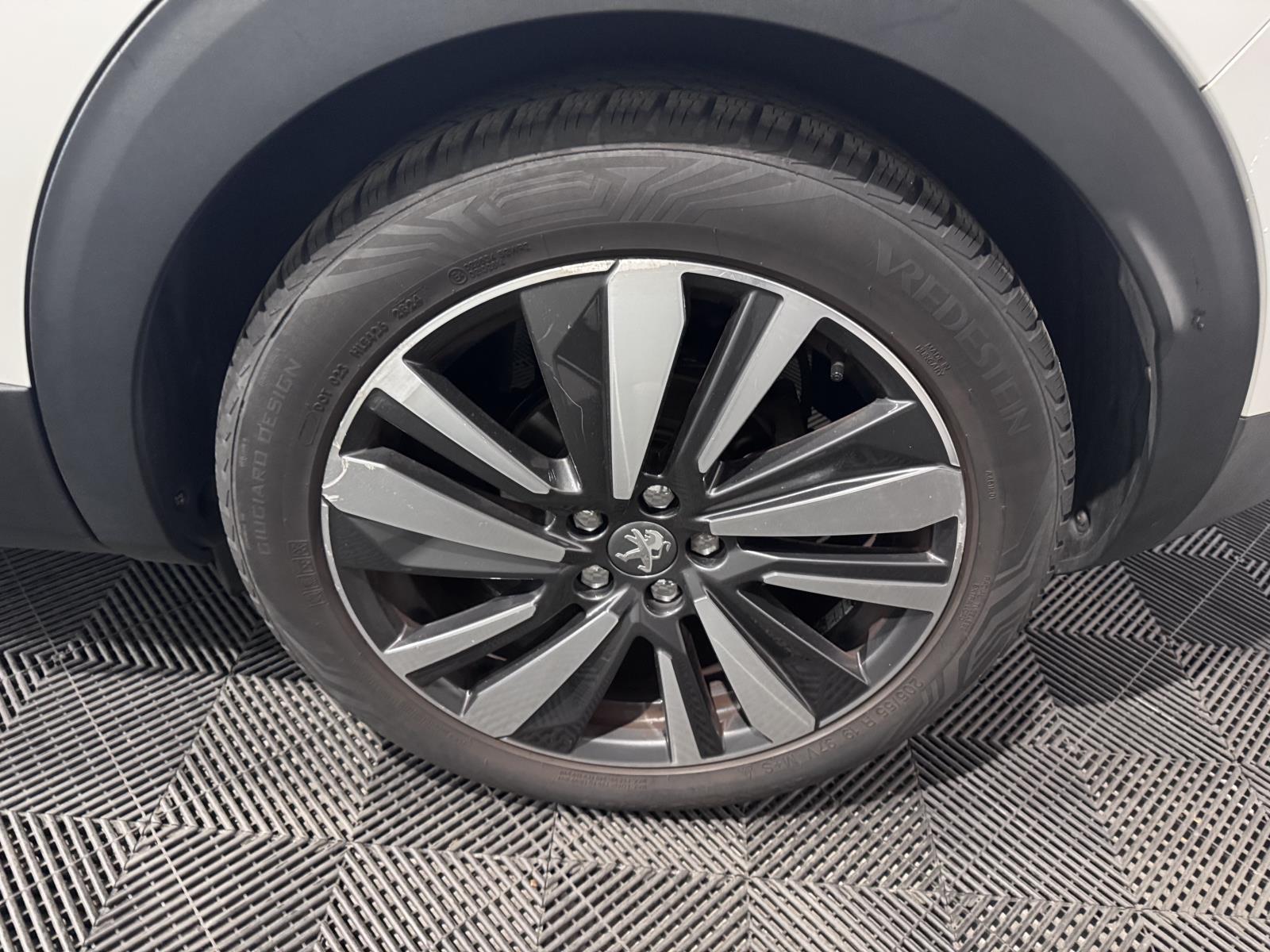 Peugeot | 3008 | 1.2 PureTech GT Line | 2017 | 164.306 km | NH685B | Logisch
