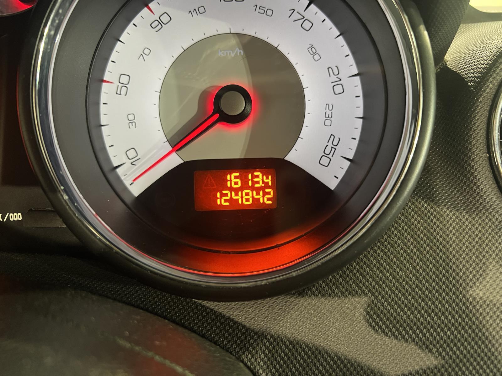 Peugeot | 308 CC | 1.6 THP Premiere | 2010 | 124,842 km | 25KRR1 | Logical