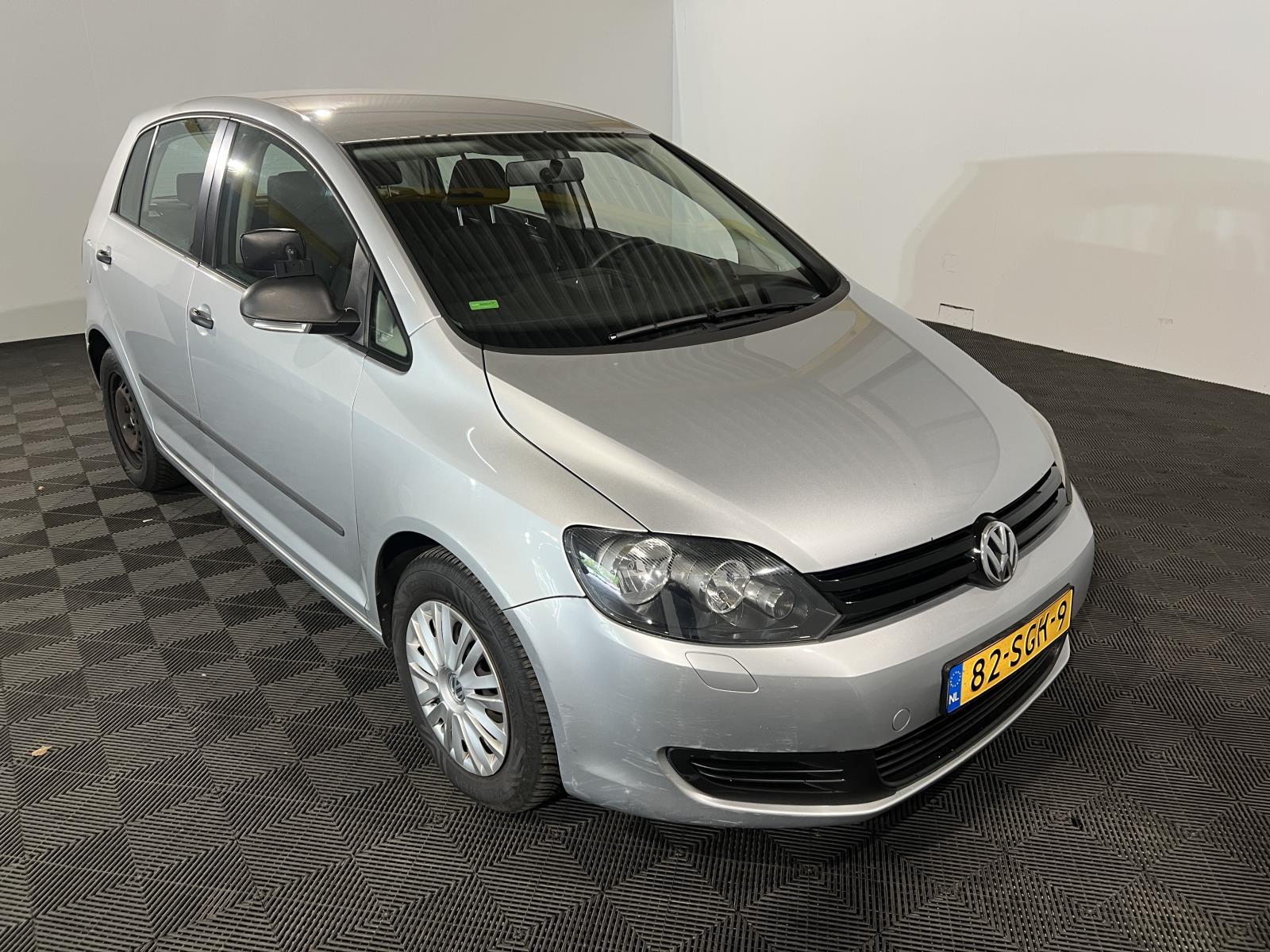 Volkswagen | Golf Plus | 1.6 TDI Trendline BlueMotion EX-LES | 2011 | 345,955 km | 82SGH9 | Logical