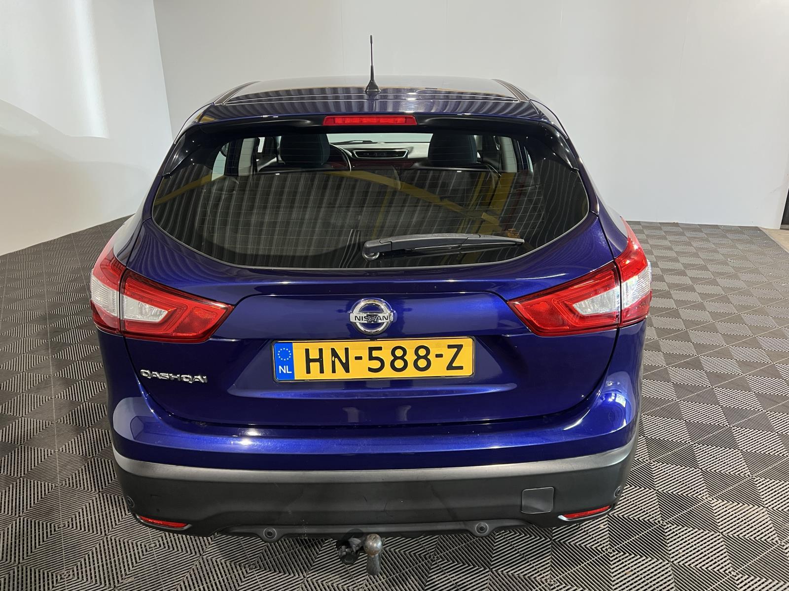 Nissan | Qashqai | 1.2 Connect Edition | 2015 | 158.347 km | HN588Z | Geen oordeel