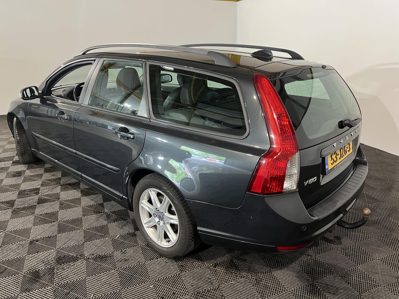 Volvo | V50 | 2.0 Momentum | 2009 | 321,169 km | 53JZG3 | Logical
