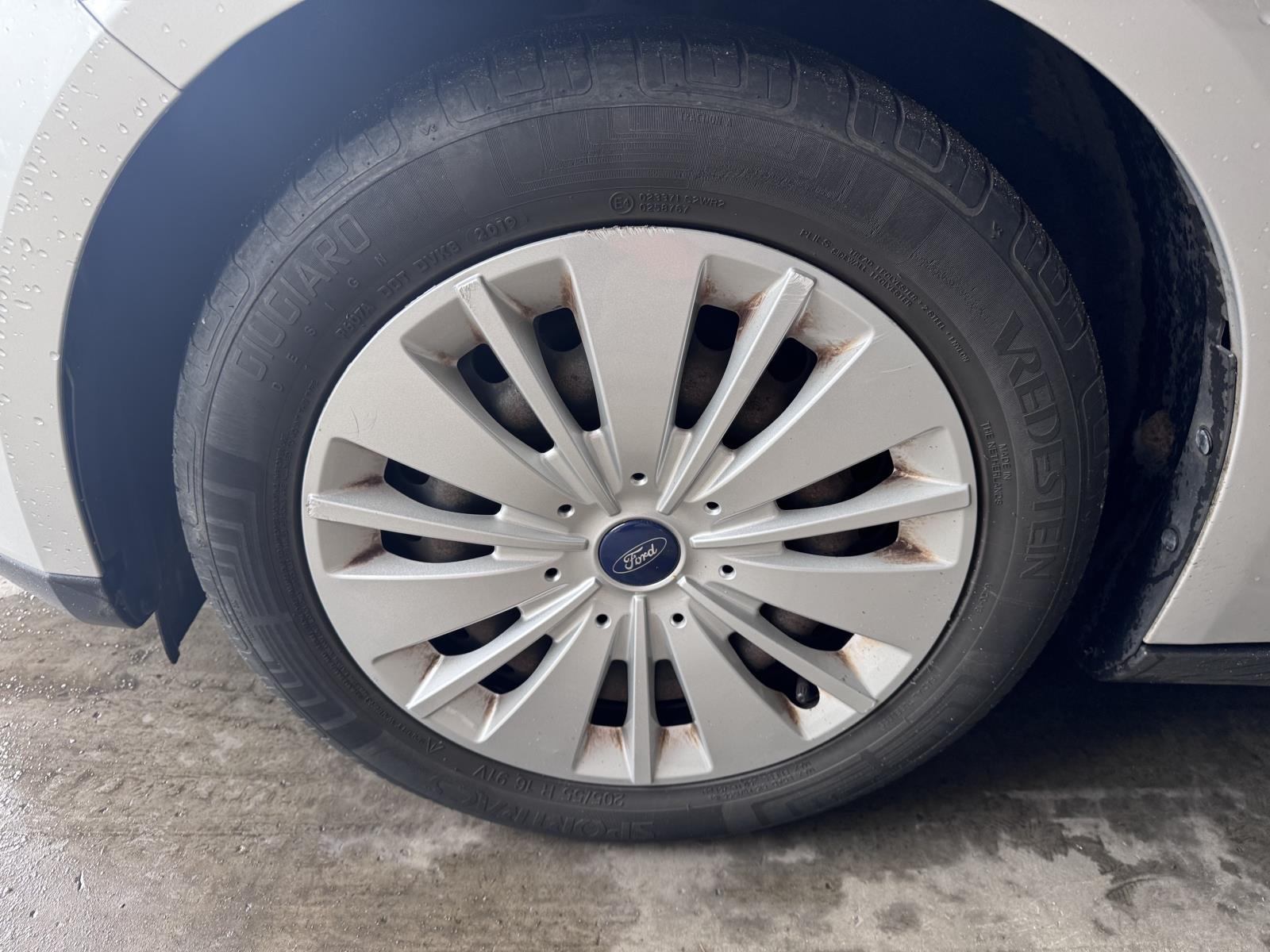 Ford | Focus Wagon | 1.5 Titanium Edition | 2015 | 149,916 km | ZJ198F | No rating