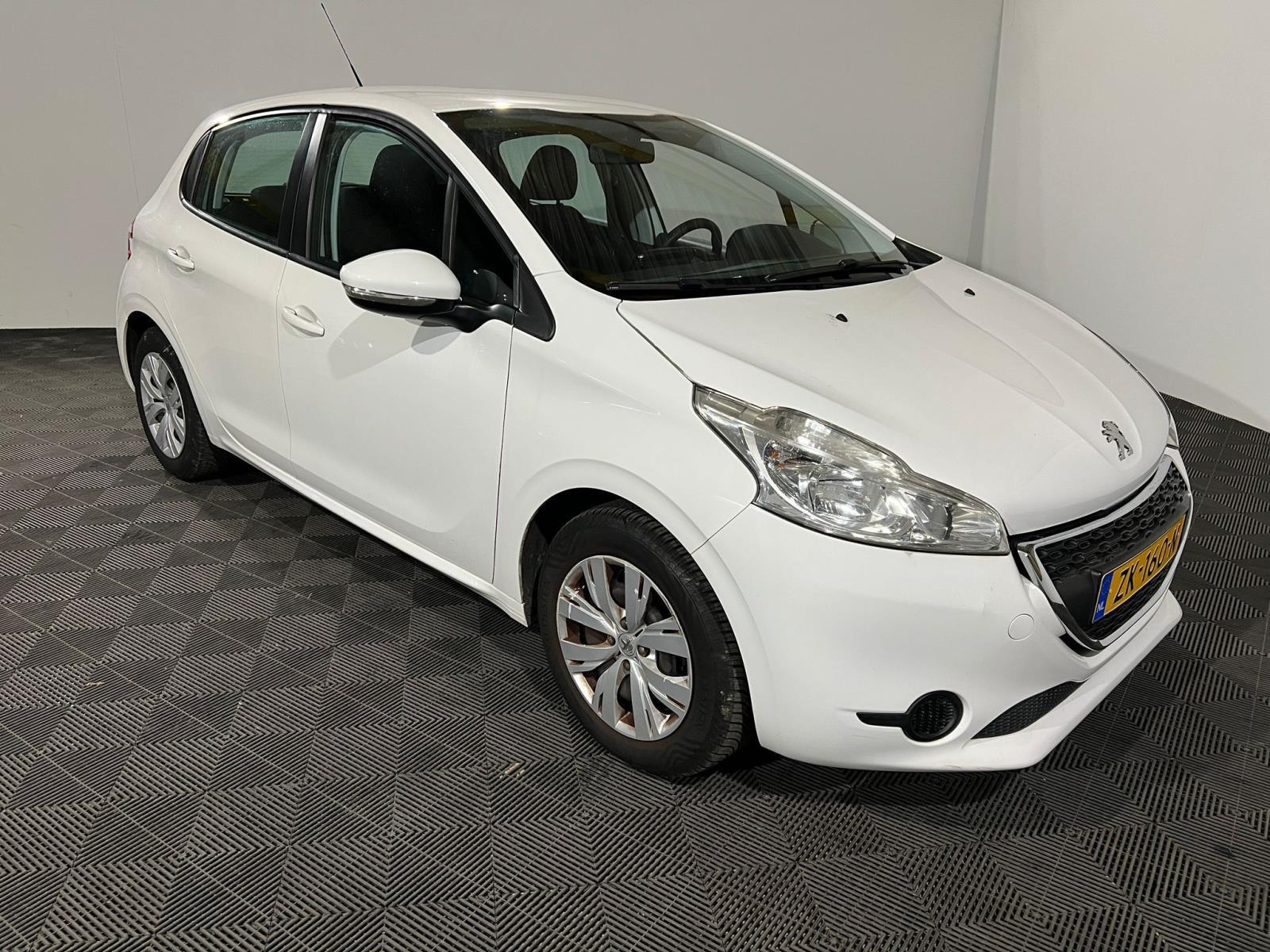 Peugeot | 208 | 1.0 PureTech LIKE | 2015 | 91.234 km | ZK160N | Geen oordeel