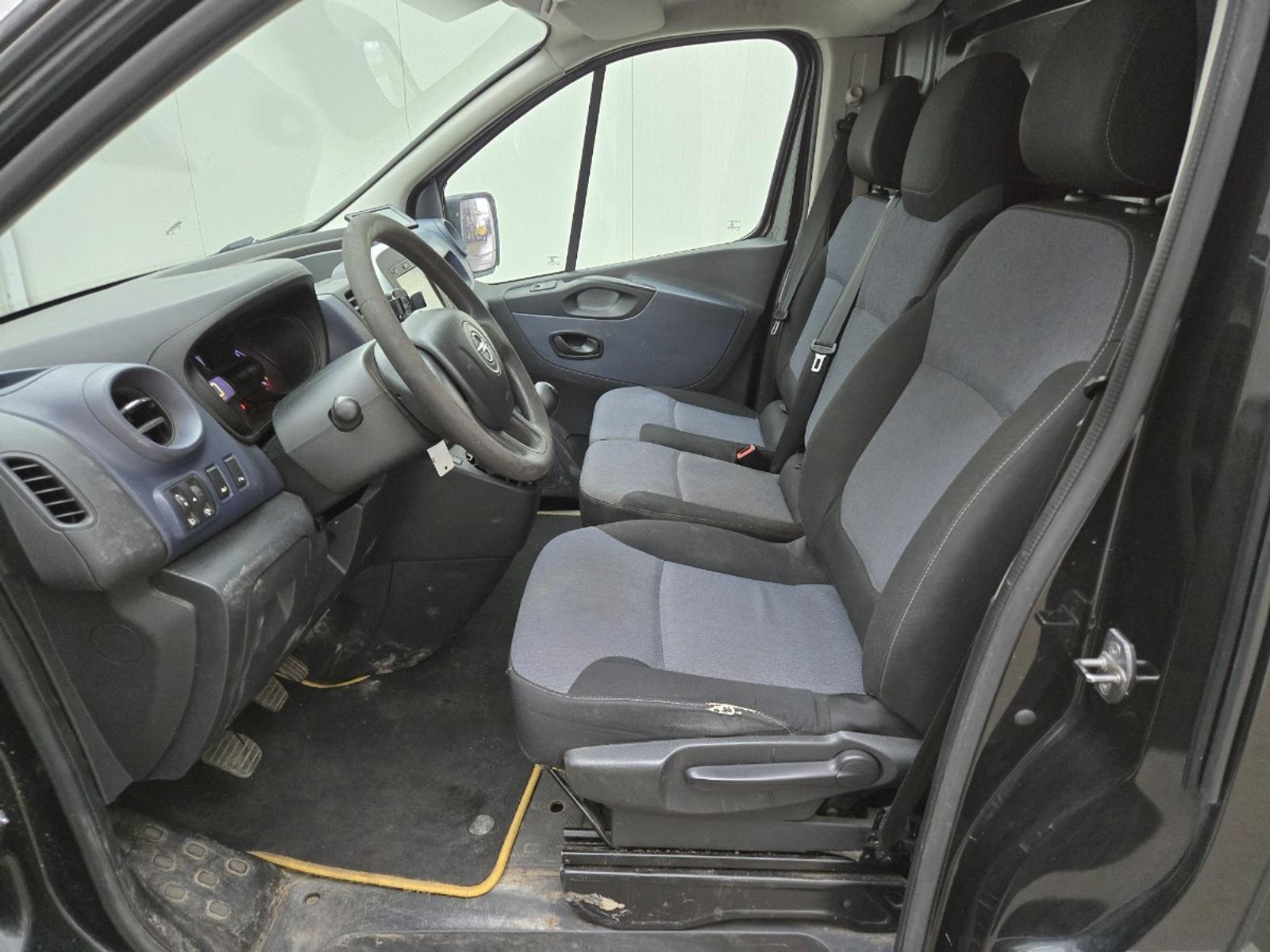 Opel Vivaro 1.6 CDTI L1H1 Sport | 2015 | 268.526 km | V888RB | NAP: Geen oordeel