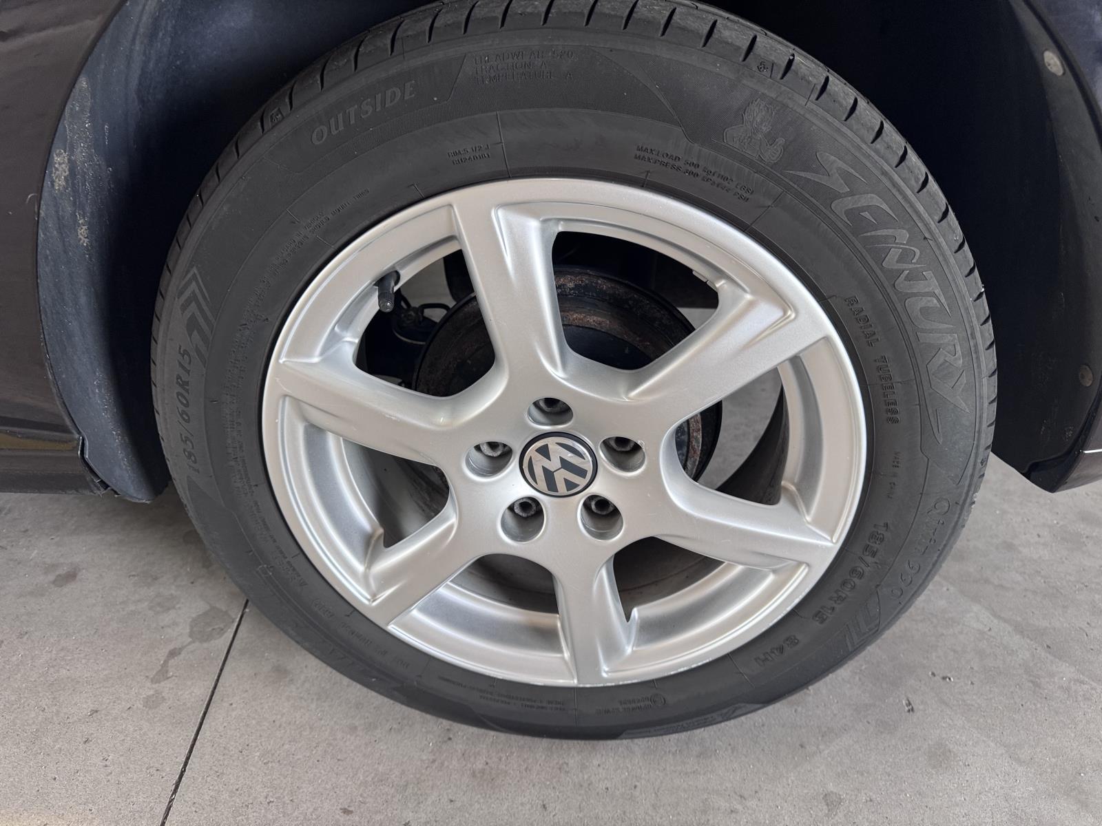 Volkswagen | Polo | 1.0 First Edition | 2014 | 173.261 km | RJ895R | Geen oordeel