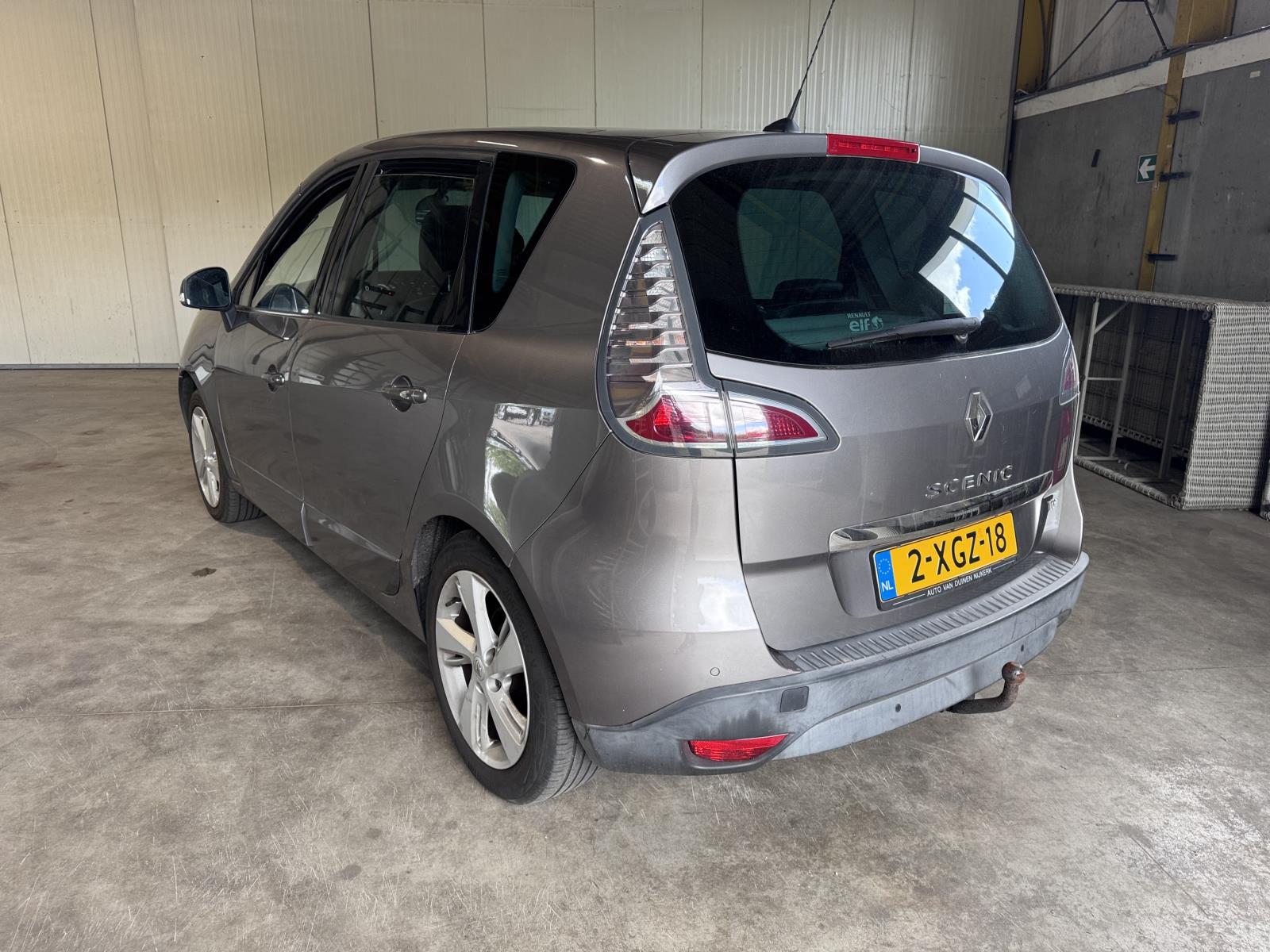 Renault | Scénic | 1.2 TCe R-Cinéma | 2014 | 232.300 km | 2XGZ18 | Logisch