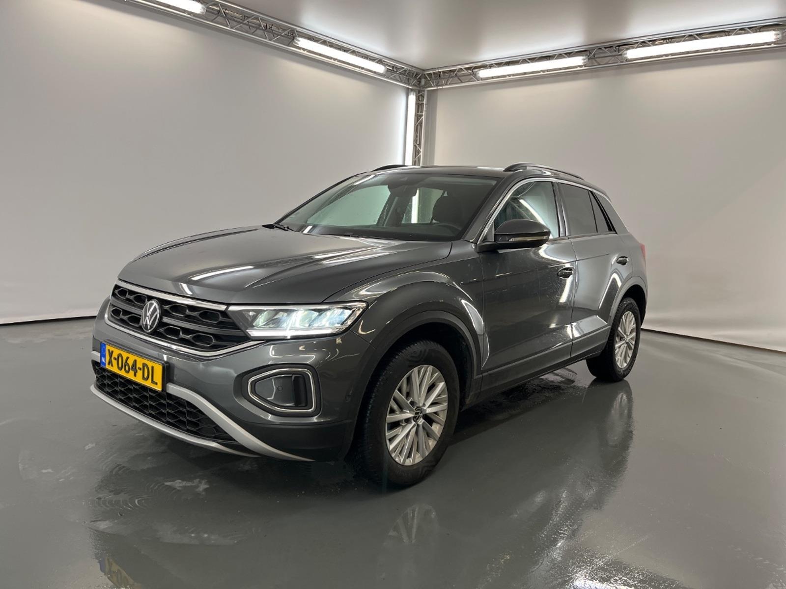 Volkswagen T-Roc 1.0 TSI Life | 2023 | 60,503 km | X064DL | NAP: Logical