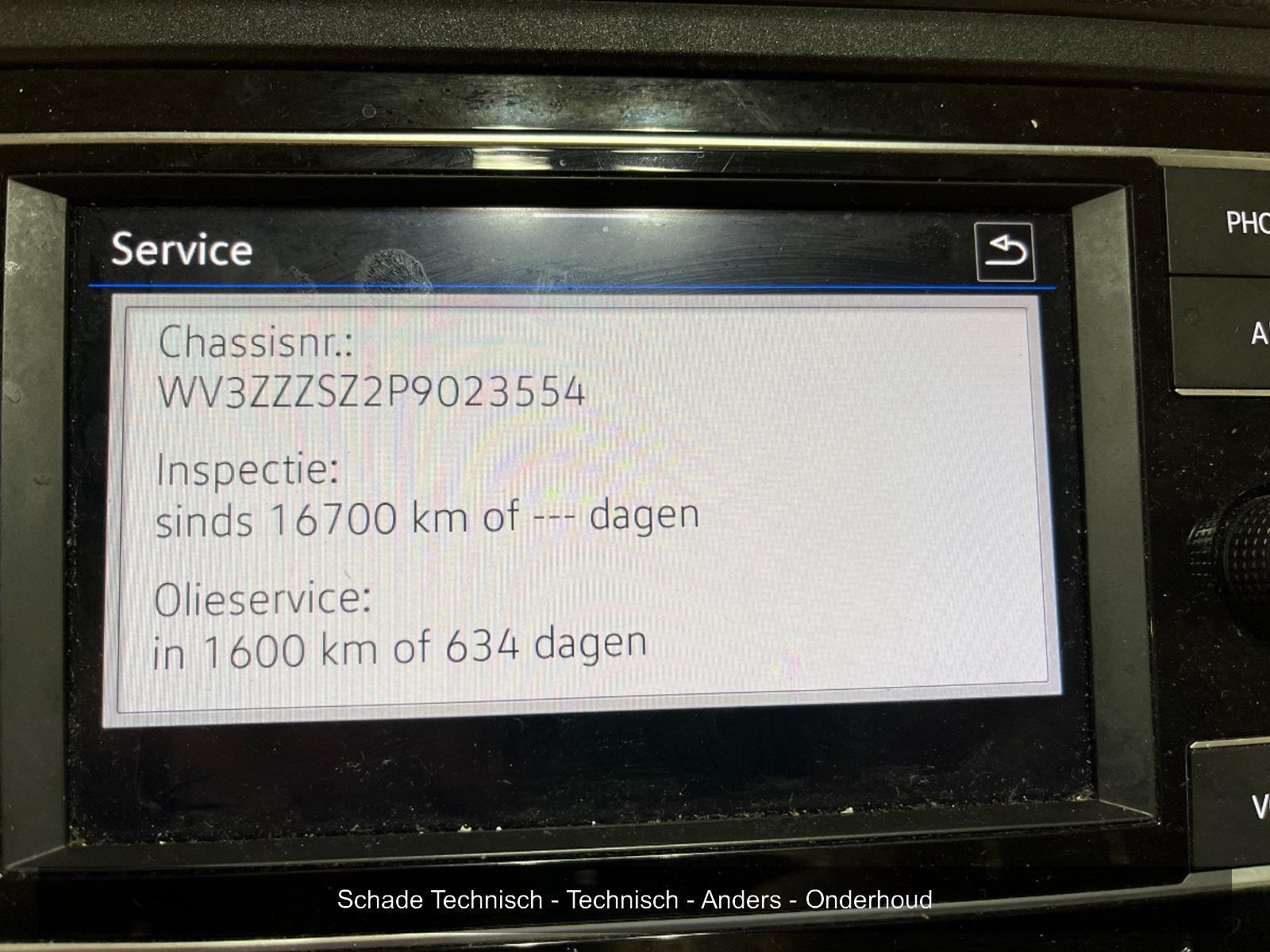 Volkswagen Crafter 35 2.0 TDI L4 Trendline | 2023 | 285.901 km | Automaat | VTS82J | NAP: Logisch