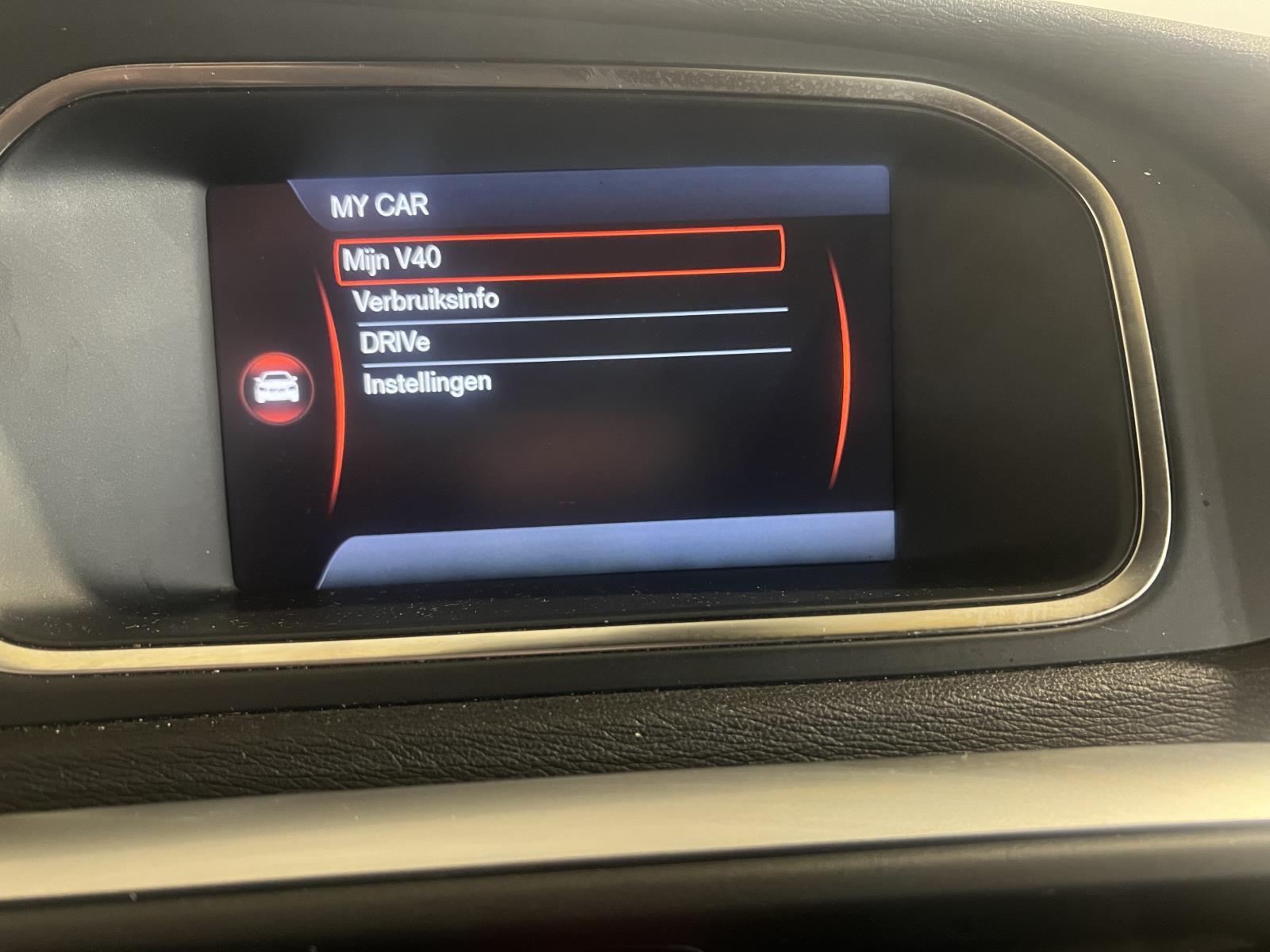 Volvo | V40 | 1.6 T3 Momentum | 2013 | 311,657 km | 13ZRN6 | Logical