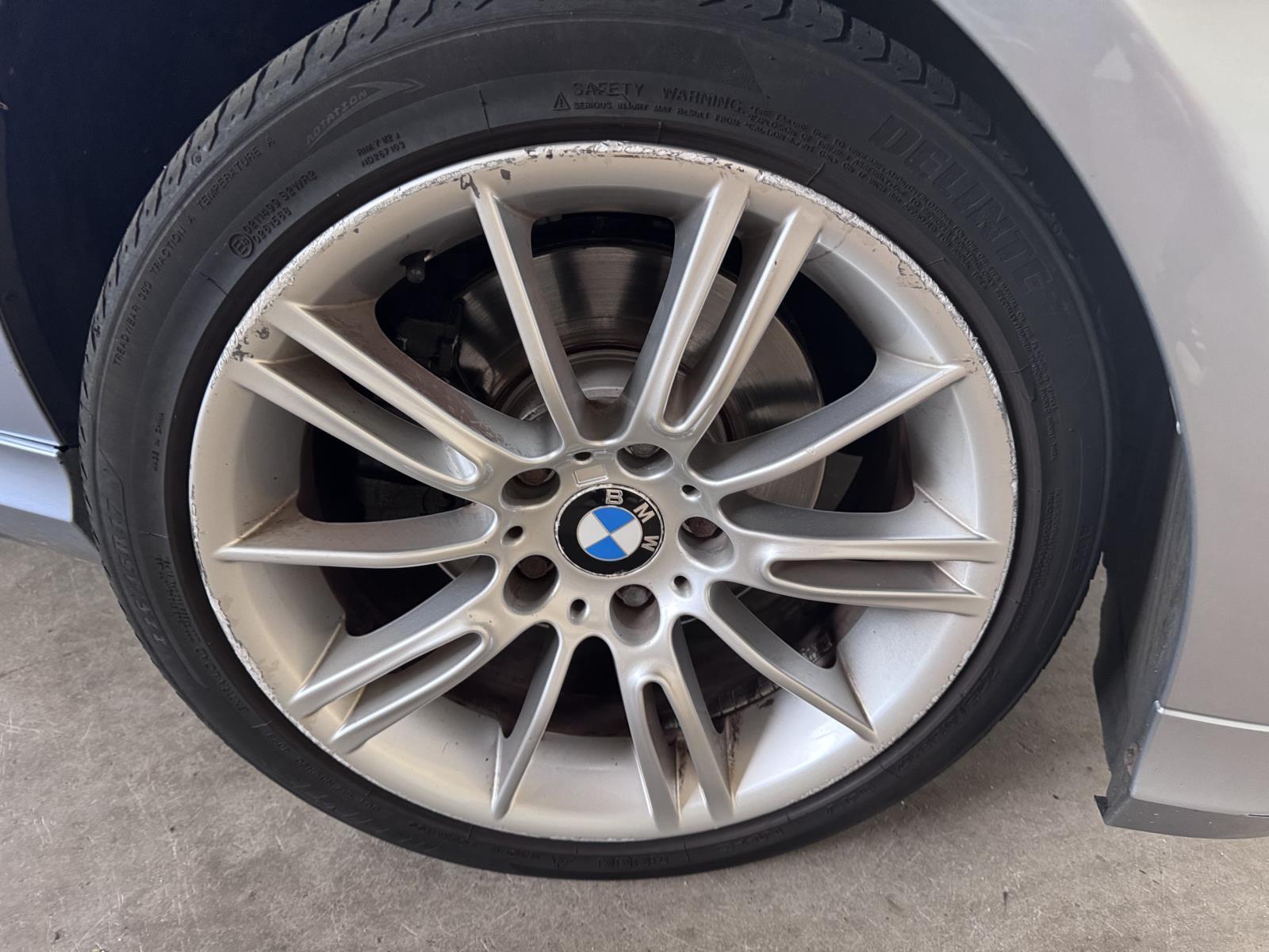 BMW | 3-serie Touring | 318d Corporate Lease High Executive | 2010 | 364.187 km | HK642S | Geen oordeel