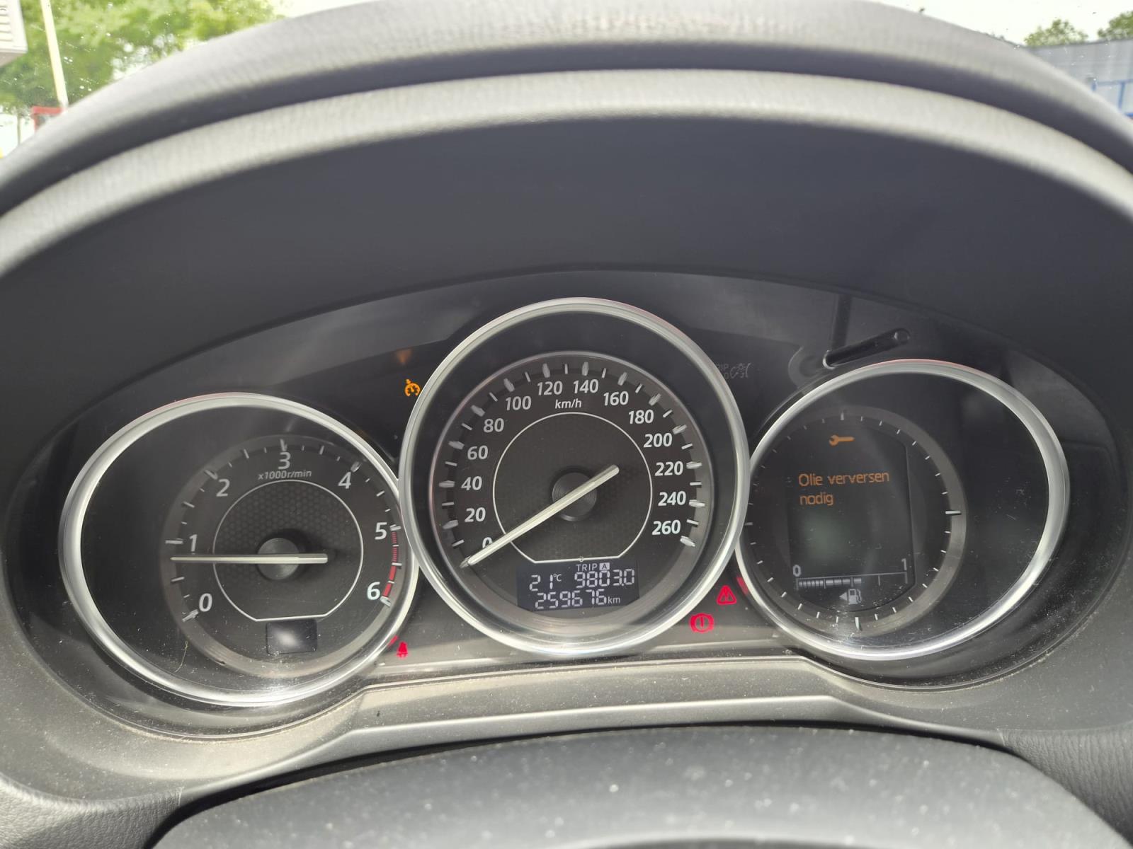 Mazda | 6 | 2.2D Skylease | 2015 | 259,676 km | GV122H | Illogical