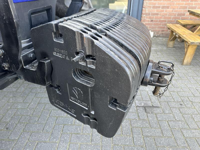 نيو هولاند T6.140-45984262