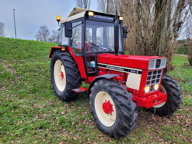 International 844S-44987541