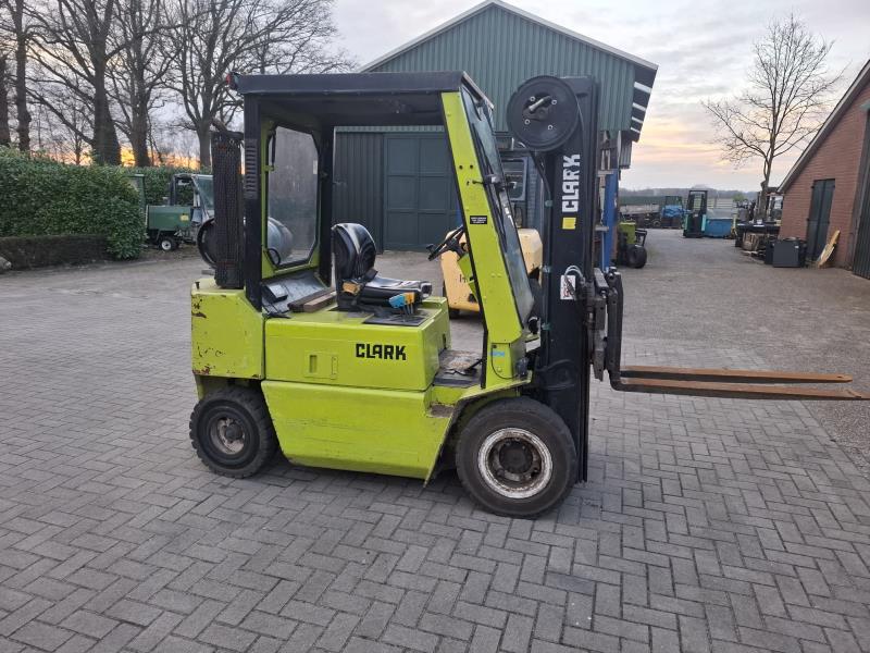 كلارك 2.5-45843045