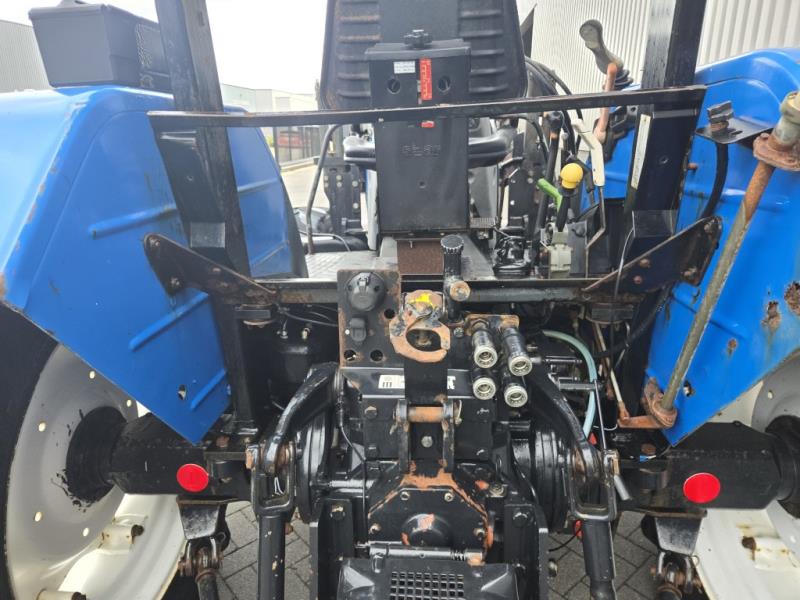 نيو هولاند TL90A-46189113