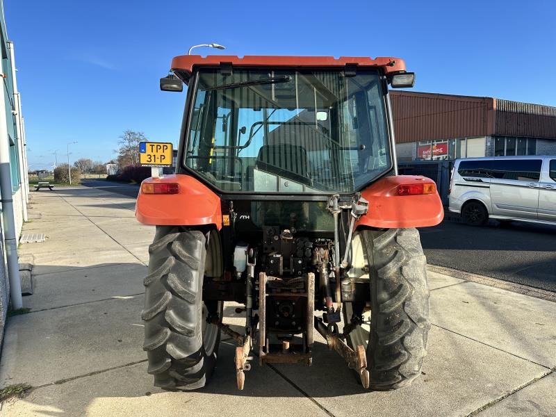 نيو هولاند L75-44987681