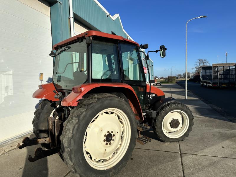 نيو هولاند L75-44987682