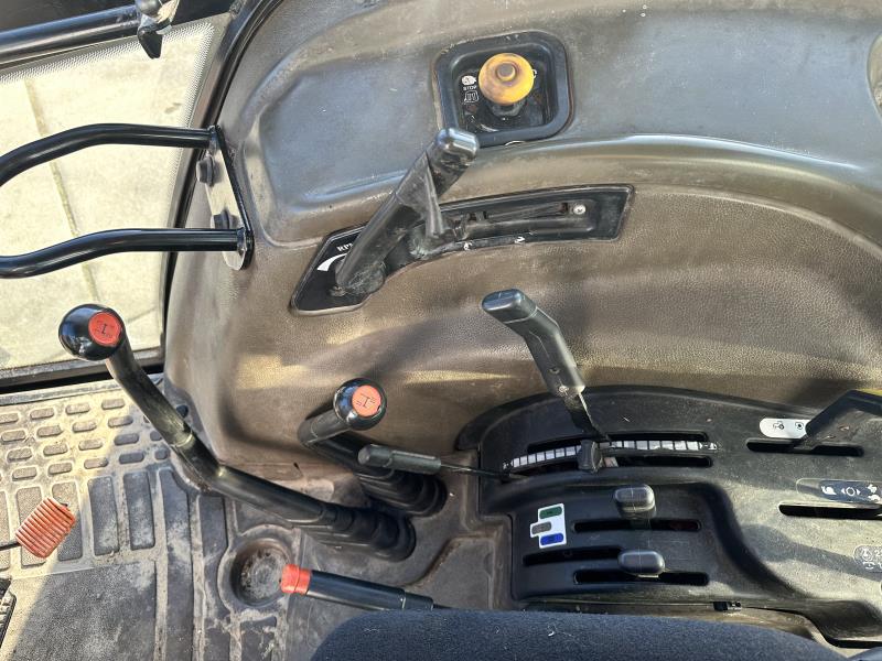 نيو هولاند L75-44987685