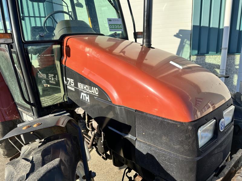 نيو هولاند L75-44987690