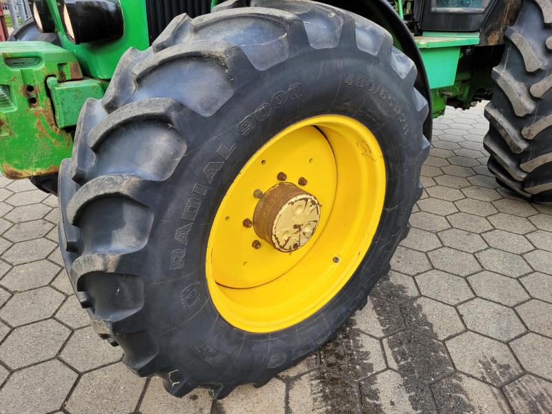 JOHN DEERE 3040-46337697