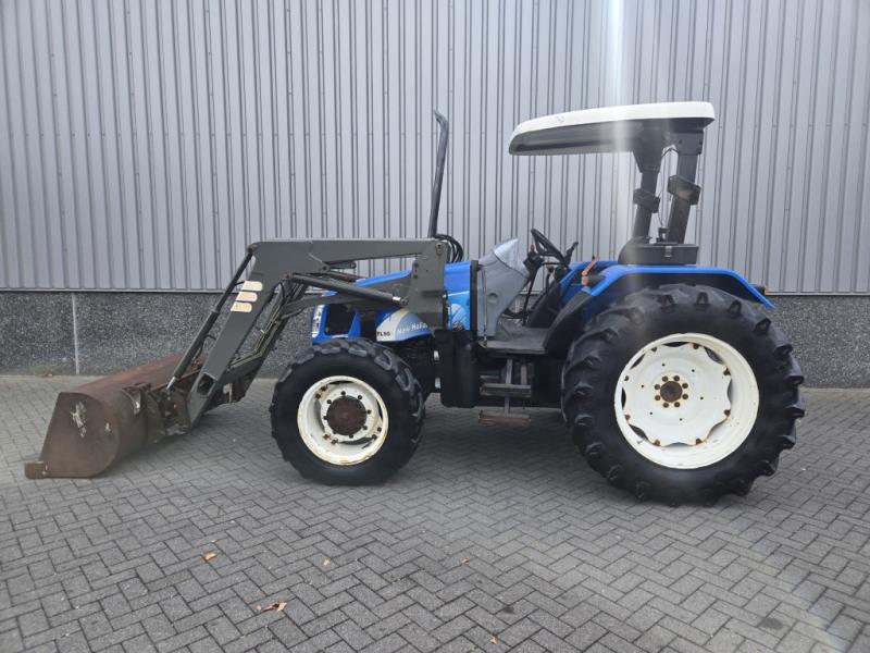 نيو هولاند TL90A-46189107