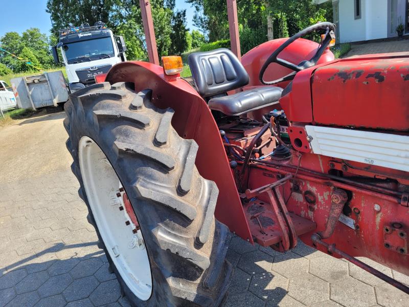 International 724-47917644