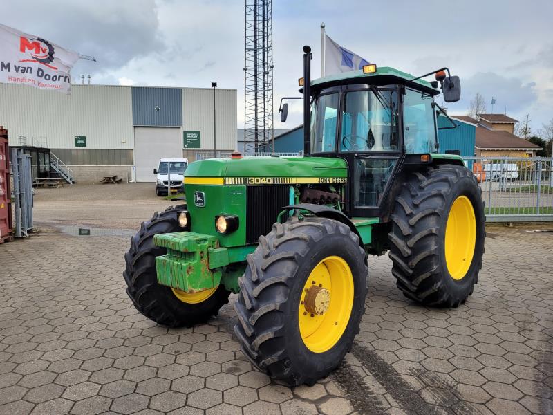 JOHN DEERE 3040-46337690