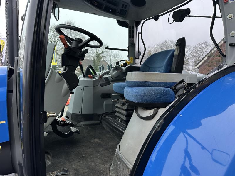 نيو هولاند T6.150-45984254