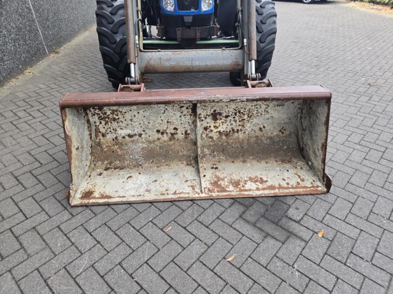 نيو هولاند TL90A-46189116