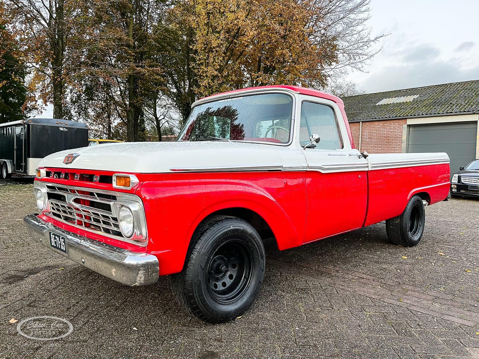 Ford F100 CustomCab Pick-up 1966