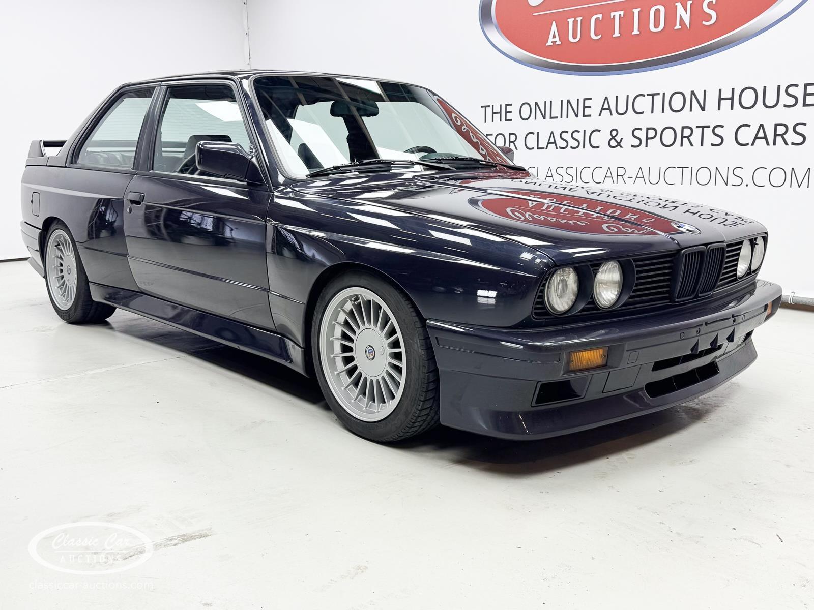 www.classiccar-auctions.com