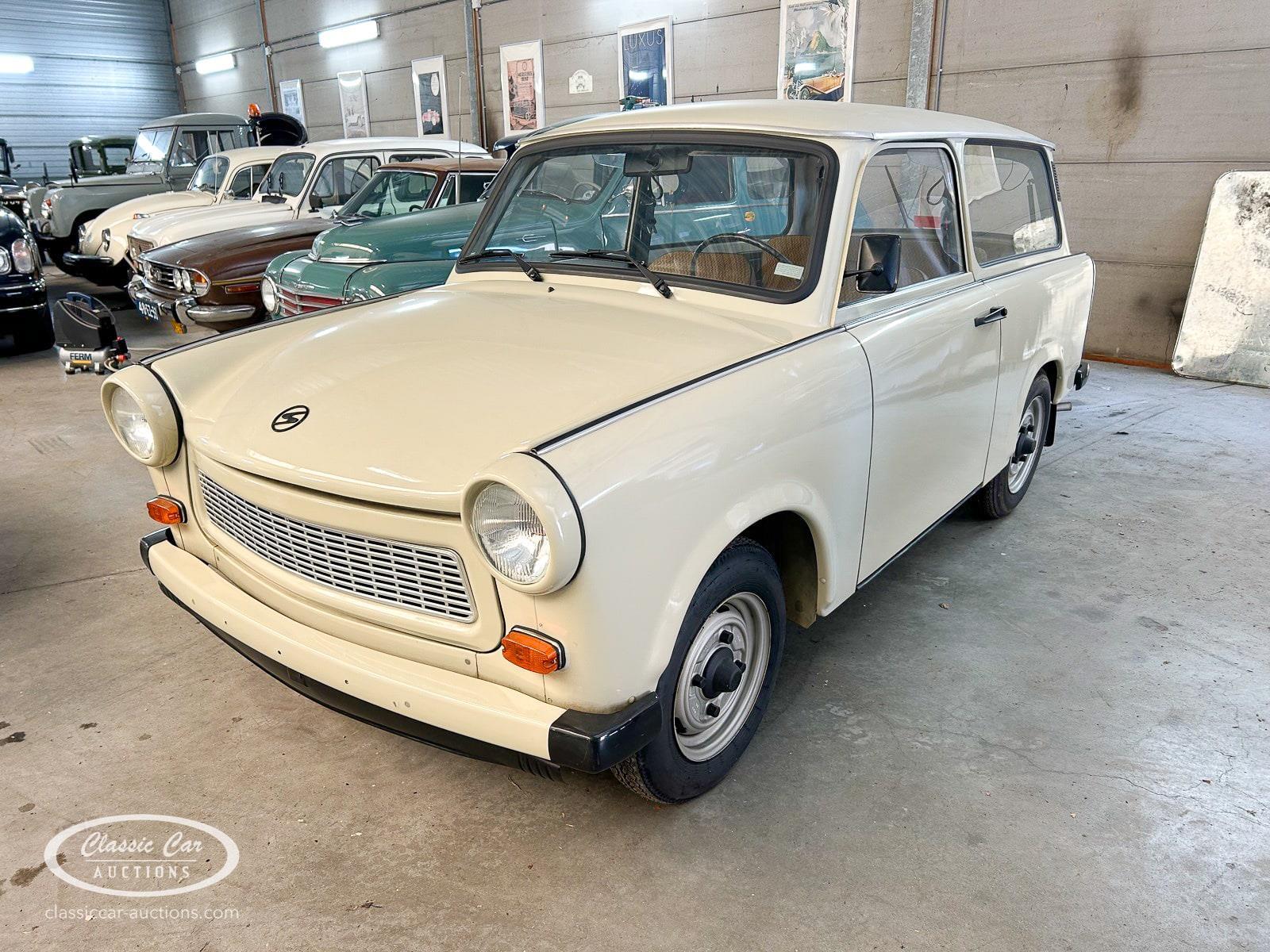 www.classiccar-auctions.com