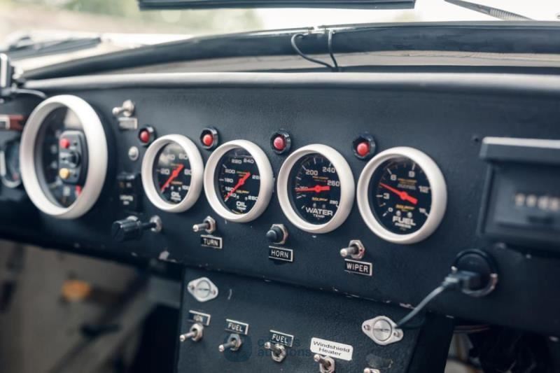 Aston Martin DB2/4