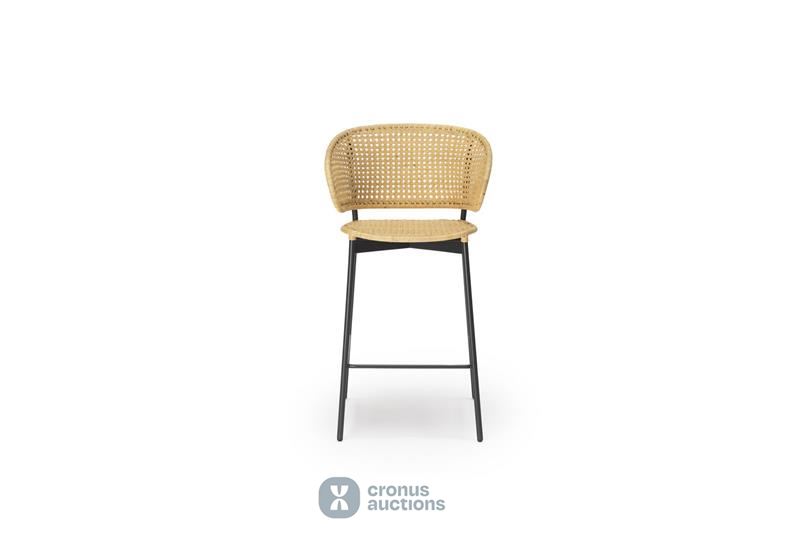 Gorm stool with backrest