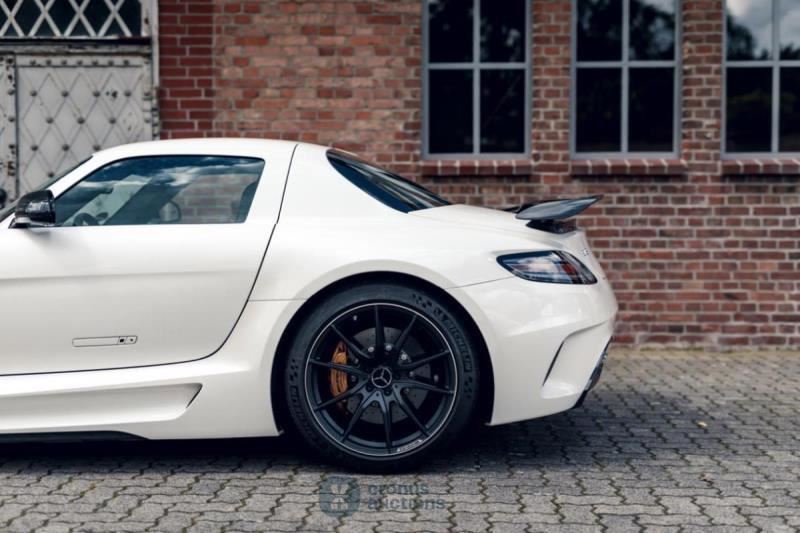 Mercedes-Benz SLS AMG Black Series