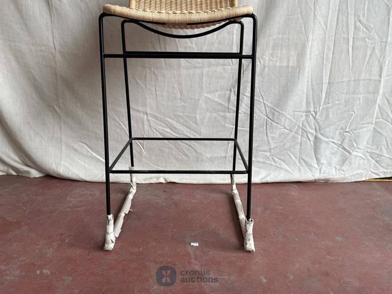 C607 stool