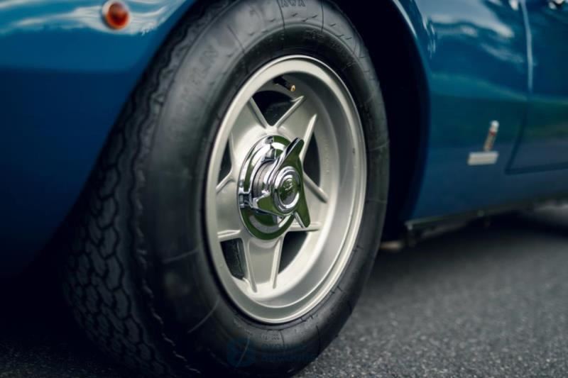 Ferrari 365 GTC/4