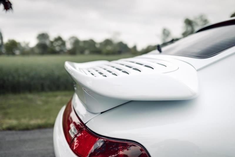 Porsche 911 turbo (993)