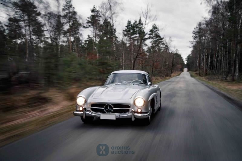 Mercedes-Benz 300 SL